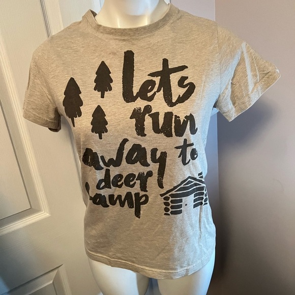 NWOT legendary whitetails “Let’s run away to deer camp” tshirt - Picture 1 of 3